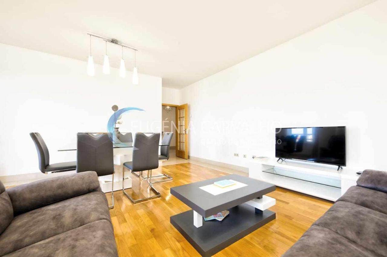 Ria Charme Apartamento No Centro Da Cidade Apartment อาเวโร ภายนอก รูปภาพ